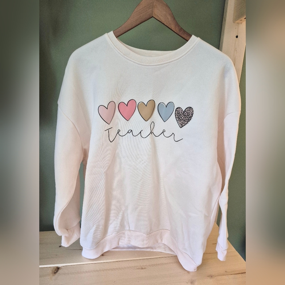 Shein Women's Beige Teacher Sweatshirt with Heart Design Size 1X - Picture 2 of 4